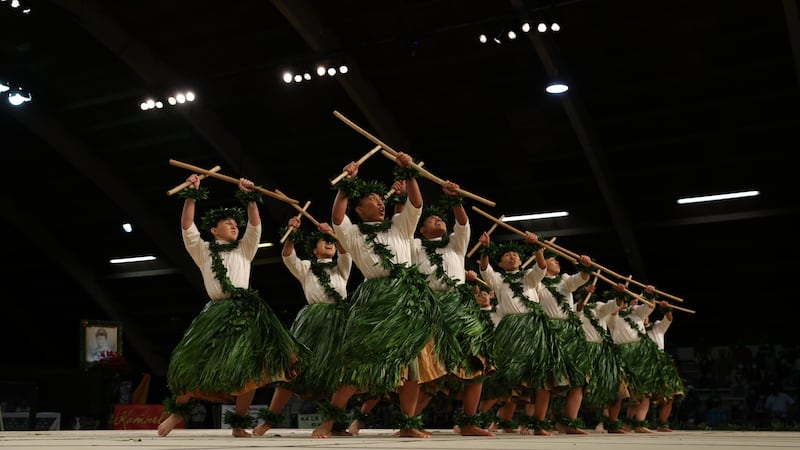 2022: Hālau Ka Lei Mokihana O Leināʻala - Photo by Bruce Omori