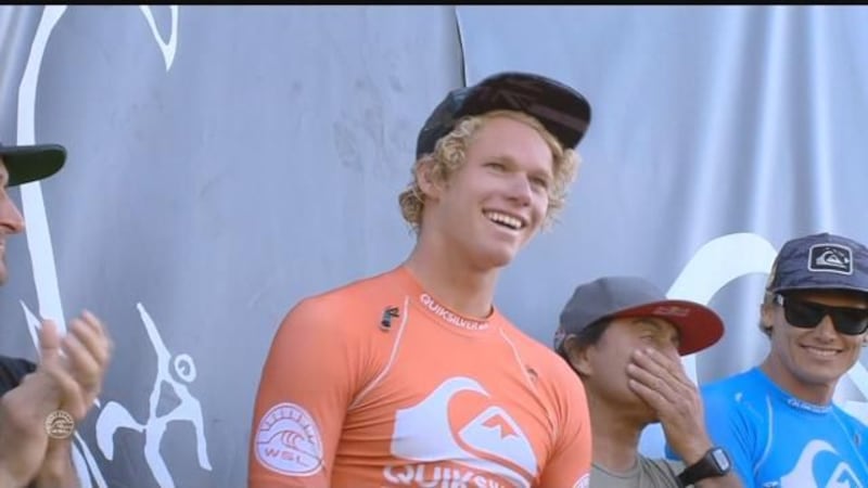 Hawaii's John John Florence wins Eddie Aikau big-wave contest [10pm report]